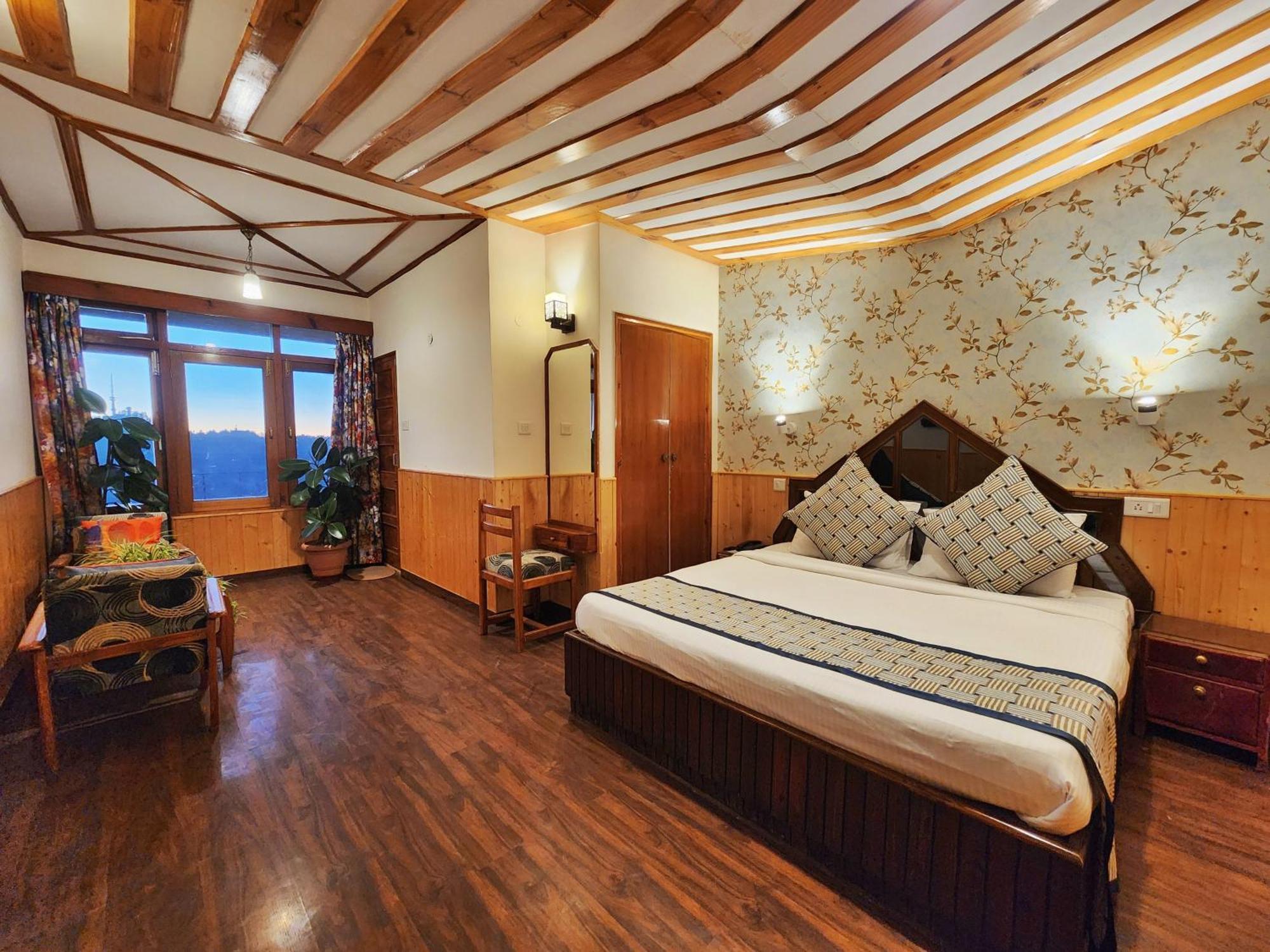 Hotel Pineview Shimla Exterior photo